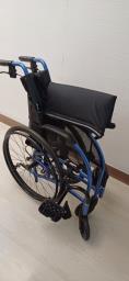 Wheelchair image 3