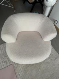 White Sofa Chair image 2