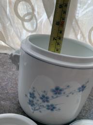 Large ceramic stew pot image 3
