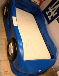 Little Tikes car bed for kids image 2