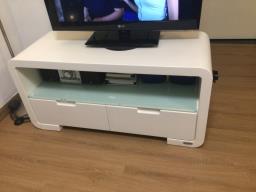 Free Ikea Tv stand must go before 155 image 1
