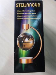 Magnetic Levitation Globe image 4