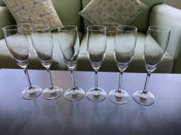 Champagne Glasses- set of 6 image 2
