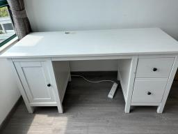 Desk to give away collection only image 1