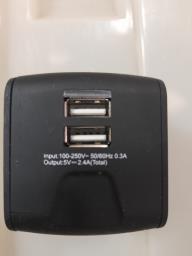 Travel Adapter with Usb for 40 image 3
