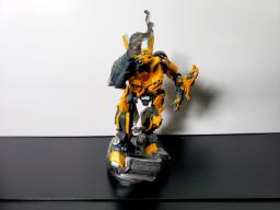 Hasbro Transformers Bumblebee Figure image 2