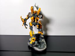 Hasbro Transformers Bumblebee Figure image 4
