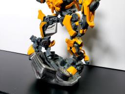Hasbro Transformers Bumblebee Figure image 8