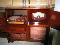 1960s Vintage Zenith Radio and Turntable image 1