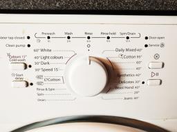 Whirlpool washing machine image 2