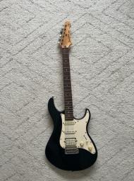Yamaha Pacifica electrical guitar image 1