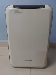 Frigidaire Air purifier  good condition image 1