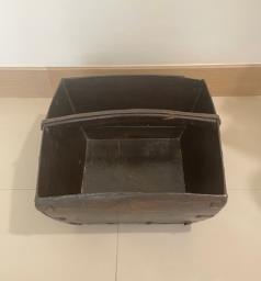 Antique Chinese Wooden Bucket image 2