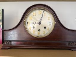 Antique mantel clock image 1