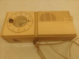 Antique Radio Alarm image 1