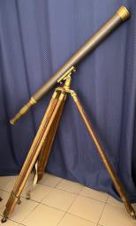 Brass Telescope Estimate 3000 Gbp image 1