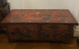 Lacquer Wedding Chest image 2