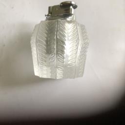 Lalique Ashtray and Lighter image 3