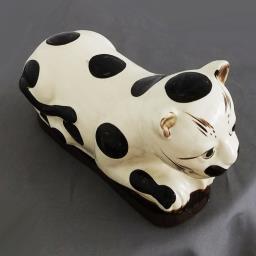 Museum Exhibit Porcelain Cat image 4