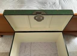 Vintage Chinese Green Lacquer Trunk image 4