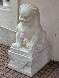 2 beautiful Guardian Lion statues image 1