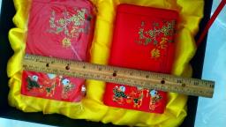 Deluxe Chinese gift box w 2 canisters image 7