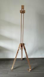 Portable wooden easel image 1