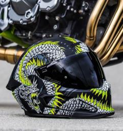 Ruroc Atlas 40 Carbon Motorcycle Helmet image 1