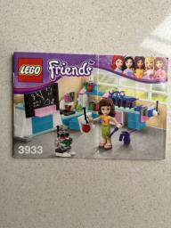 5 sets of Lego Friends image 3