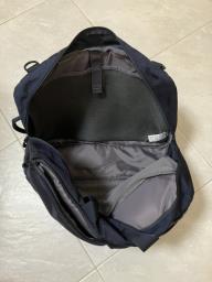 Uniqlo black backpack image 4