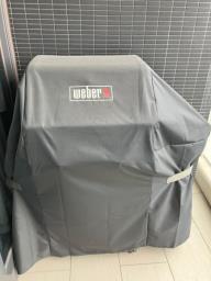 Weber E-215 Spirit grill like new cond image 8