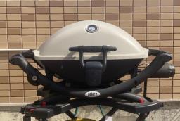 Weber Q2200 Gas Bbq image 1