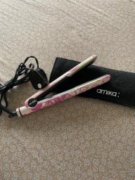 Amika titanium hair straightener image 1