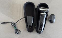 Braun Series 7 shaver image 3
