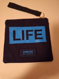 Cosmetic bag image 1