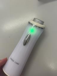 Facial beauty device image 1