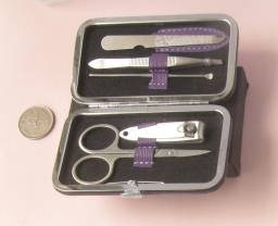 Makeup Tools set with box and packing image 1