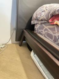0 image 1