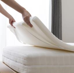 Brand new Mattress Topper unopened image 5