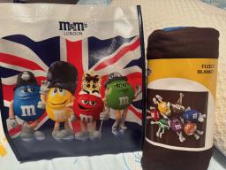 Brand new - Mms character blanket image 2