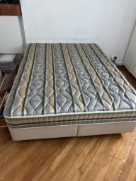 Double bed with deluxe mattress image 4