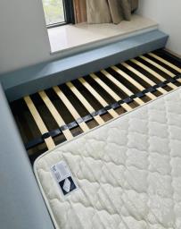 Free 6 Bed and 53 Mattress image 3