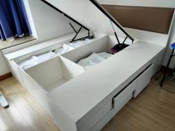 Free double bed for pick up image 2