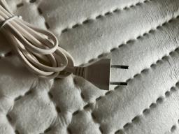 Heating pad for single bed image 2