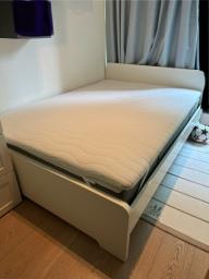 Kids bed with mattress and mattress pad image 1