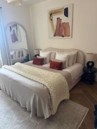 King size bed frame image 1