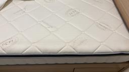 Lightly used queen bed  mattress image 4