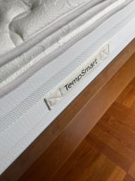 Like New Slumberland Queen Mattress image 3