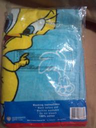 Looney Tunes Tweety Bird face hand towel image 1