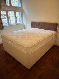 Queen size bed with Simmons mattress image 1